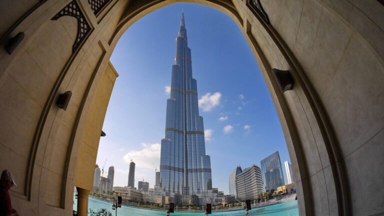How to get a job in Dubai